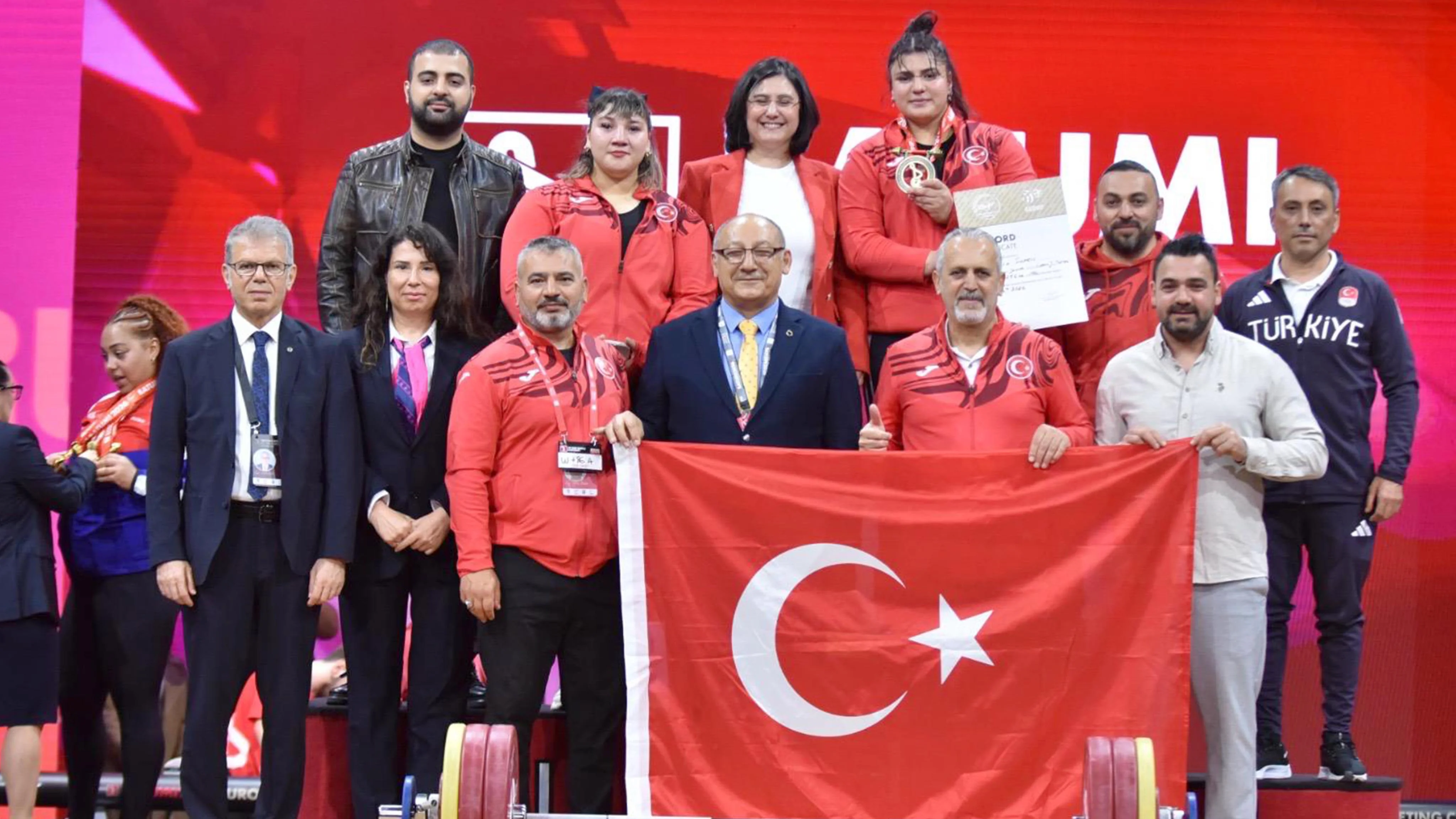 Selçuk Üniversitesi öğrencisi Süren’den Avrupa rekoru